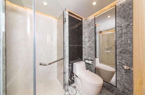 Khlong Toei Nuea Hotel | Samala Suites Bangkok Sukhumvit 19 by Kingston Hotels