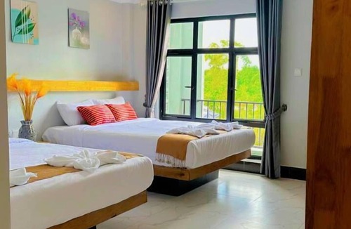 Kampot Hotel | SAMOT KHSACH RESORT ll