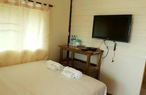 Bang Tabun Ok Resort | Sampaongern Home Stay