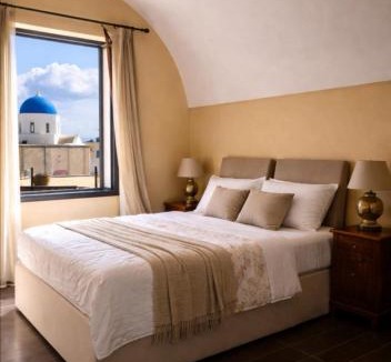 Megalochori Villa | Sandandstone villa Santorini