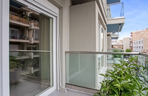Thessaloniki Apartment | Sanders Old Port - Adorable 1-Bdr Apt with Balcony