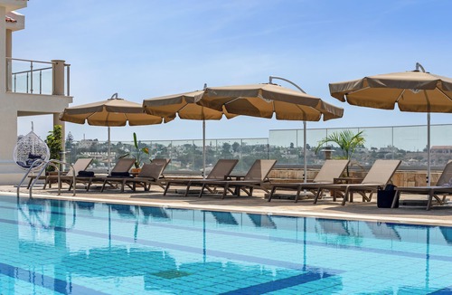 Chlorakas Apartment | Sanders Seaview - Great 2 Bdr Apt