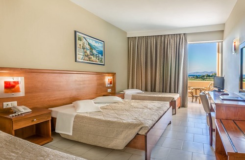 Marmari Hotel | Sandy Beach