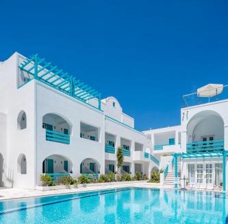 Kamari Hotel | Santellini Hotel