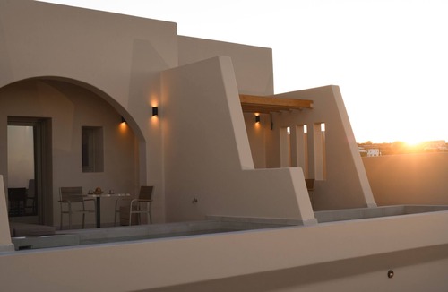 Vothon Villa | Santorini - Villa - Sleeps 2 - Pool - Parking