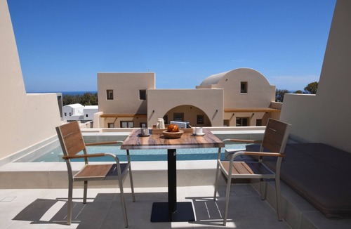 Vothon Villa | Santorini - Villa - Sleeps 2 - Pool - Parking