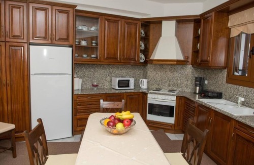 Episkopi Gonias Villa | Santorini Vineyard Villa with Heated Pool
