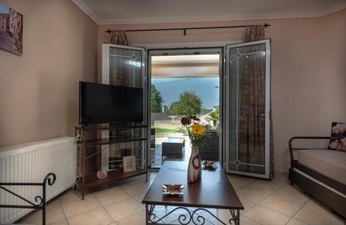 Akrotiri Apartment | Sapfo Apartment