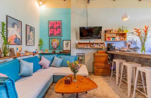 Chamkar Mon Apartment | Sarai Room a Cozy Urban Hideaway with Green Balcony