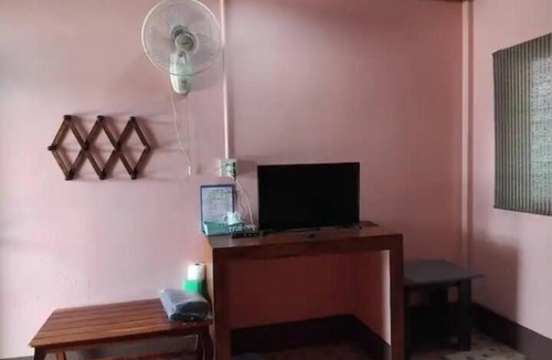 Buriram Hostel | Saran Resort room 5