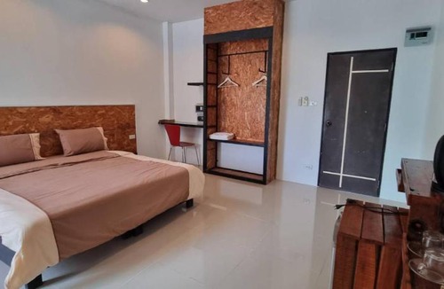 Samut Sakhon Apartment | Sawadee822,Naiharn&Rawai Beach Phuket