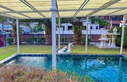 Jomtien Villa | Sawera Luxury Pool Villa
