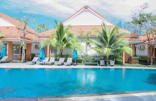 Mittakpheap Hotel | Sea Breeze Hotel & Villa