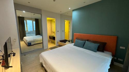 Jomtien Apartment | Sea View Condo in Grande Caribbean l Pool l Near Jomtien Beach and Walking Street