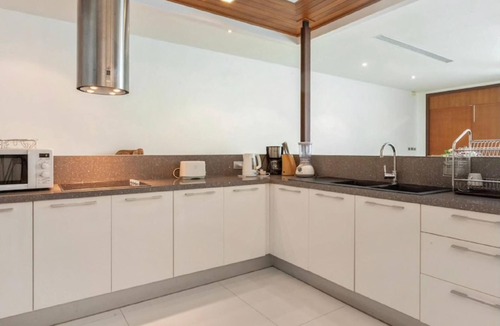 Rawai House | Sea View Pool Villa