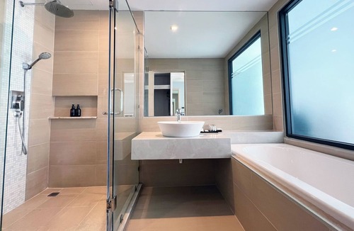 Phuket Hotel | Seabed Grand Hotel Phuket