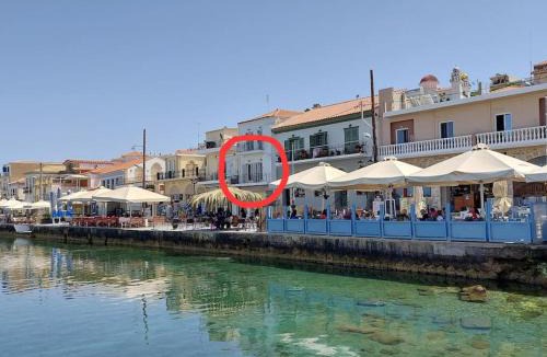 Koroni Apartment | Seafront Apartment Koroni