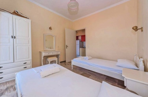 Kavos House | Seafront Apartments