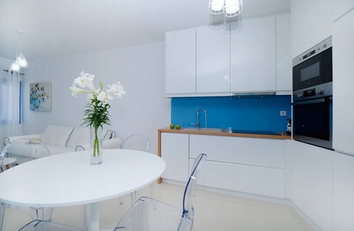 Mochlos House | Seafront house with Jacuzzi, 20 meters to the Beach and Restaurants in Mochlos