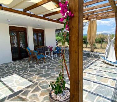 Ierissos Apartment | Seafront Oasis Beach Houses