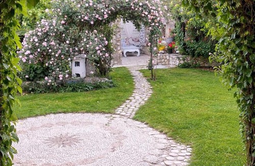Pangaio House | Seaside Green Villa