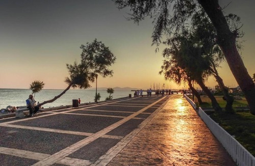 Palaio Faliro Apartment | SEASIDE SUNSET WALKS