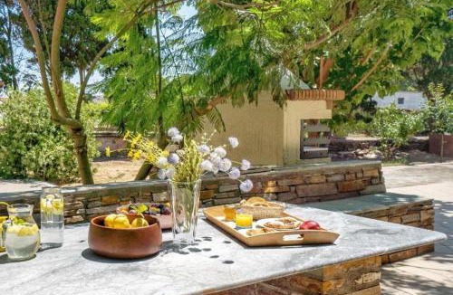 Paleopolis House | Secret Valley - Chora's Hideaway