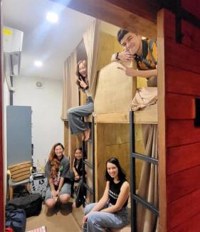Saen Suk Hostel | SHaCk The naP