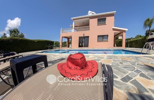Pegeia Villa | Short walk to Coral Bay strip (5min) Family Villa Quiet area Large Pool Free A/C