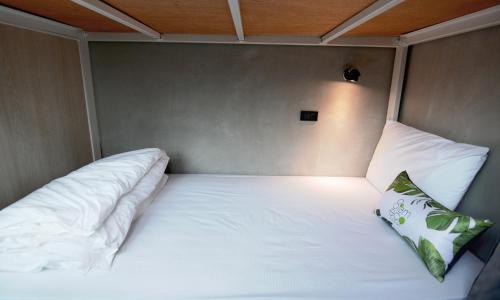 Thanon Phetchaburi Hostel | Siam Eco Hostel