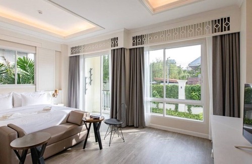 Phra Khanong Hotel | Siam Tharadol