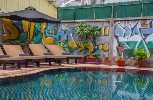 Taphul Village Area Hotel | Side Walk Hotel