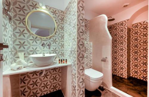 Kamari Hotel | Sigalas Beach Hotel