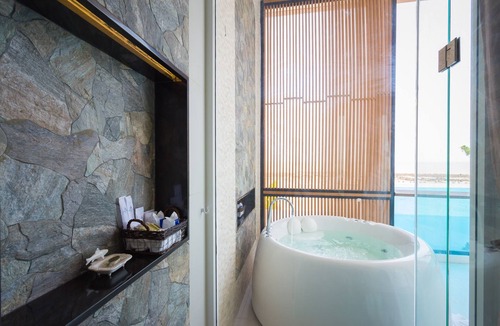 Chonburi Hotel | Sikhara Plago Resort