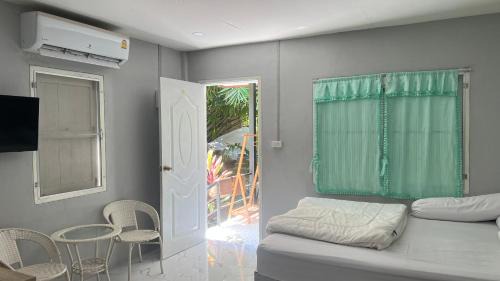 Thai Mueang Cabin | Similan Resort & Water Fall