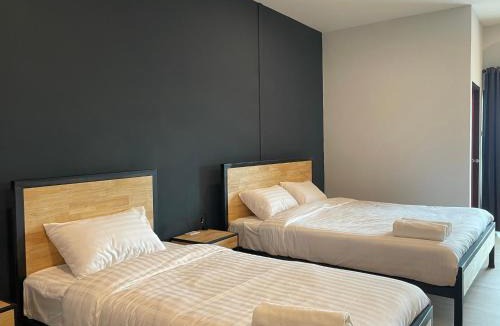 Nikhom Phatthana Hotel | Sinai Hotel
