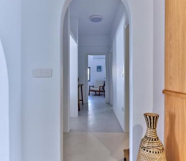 Naousa House | Siora of Paros - Ammiralis & Castelis