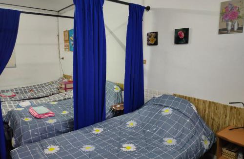 Chakkrawat Hostel | Sip N' Camp