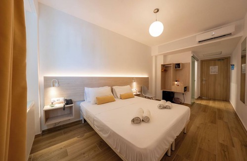 Kamena Vourla Hotel | Sissy
