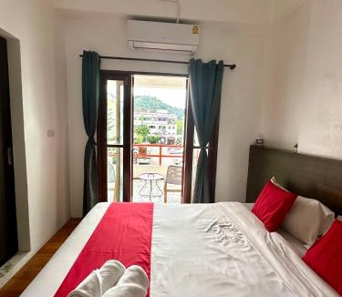 Talat Yai Hostel | SK Poshtel phuket old town