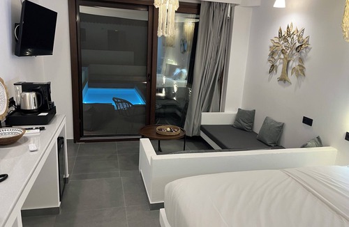 Skopelos Hotel | Skopelos Holidays Hotel by GHH