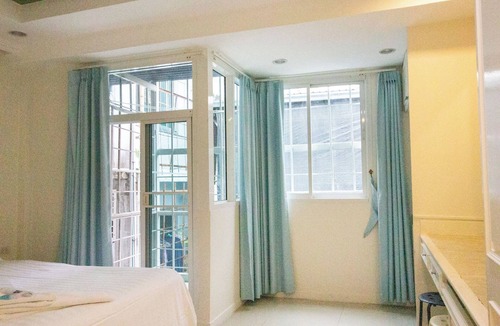 Samsen Nok Hotel | Skutan Inn Sutthisan Nexus Opal