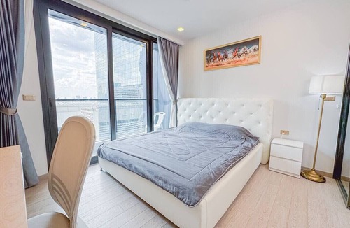 Rama 9 Apartment | Skyline view w/Pool, Gym, Hot Tub, Sauna + 5m Walk to MRT