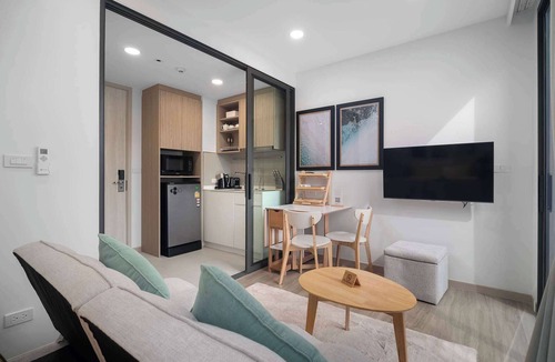 Laguna Condo | Skypark Aurora, Studio 1A Premium