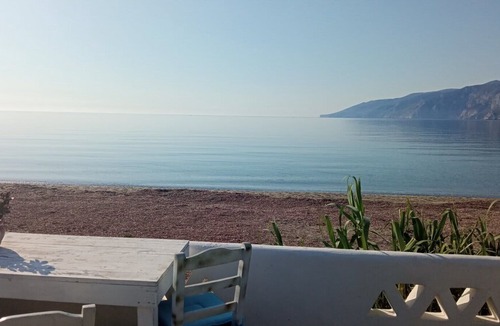 Skiros Condo | Skyros Beachfront Double-On the sandy beach