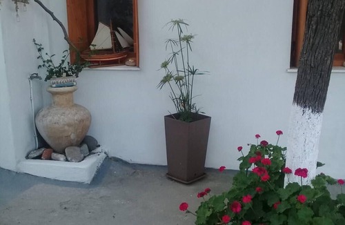 Skiros Condo | Skyros Beachfront Studio-A step away from the beach