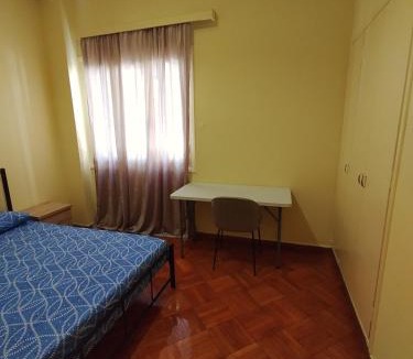 Athens Bed & Breakfast | Smart 5