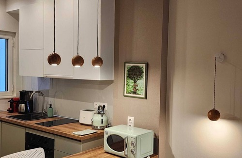 Petralona Apartment | Smile in the the Center of Athens &Breakfast optional