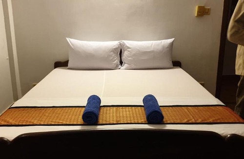 Taphul Village Area House | Smiley's Guesthouse
