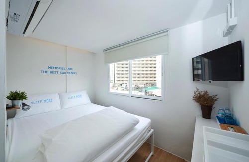 Embassy District Hotel | Smore Sala Daeng - Silom by D Varee